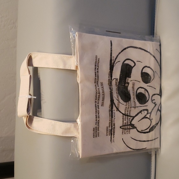 Peanuts Snoopy looking in Pumpkin Halloween fabric treat tote bag NWT - Picture 2 of 3